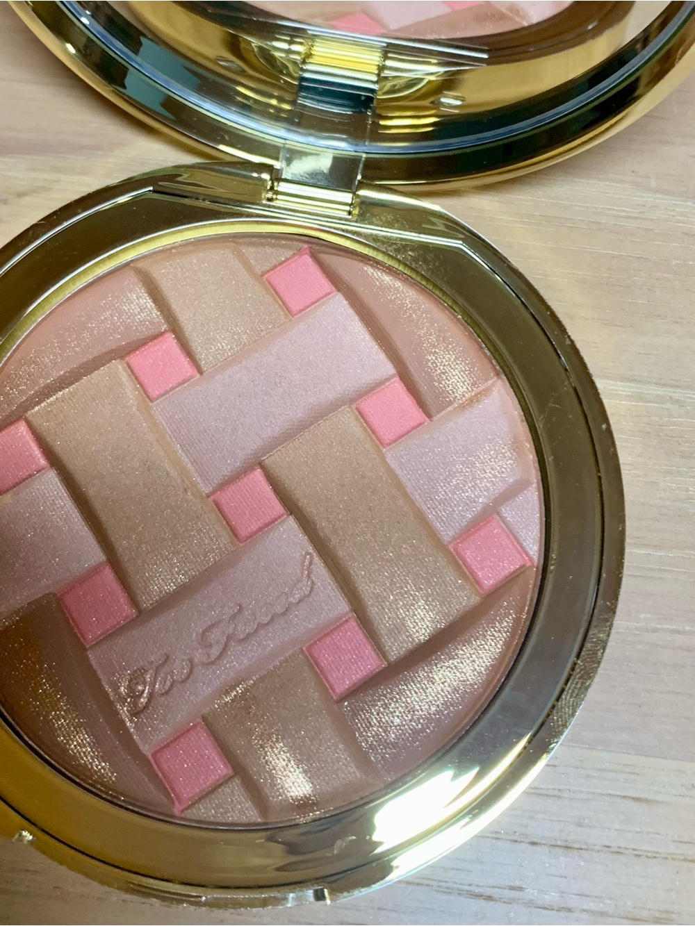 *DISCONTINUED RARE* TOO FACED SWEETIE PIE RADIANT MATTE BRONZER - Picture 3 of 5